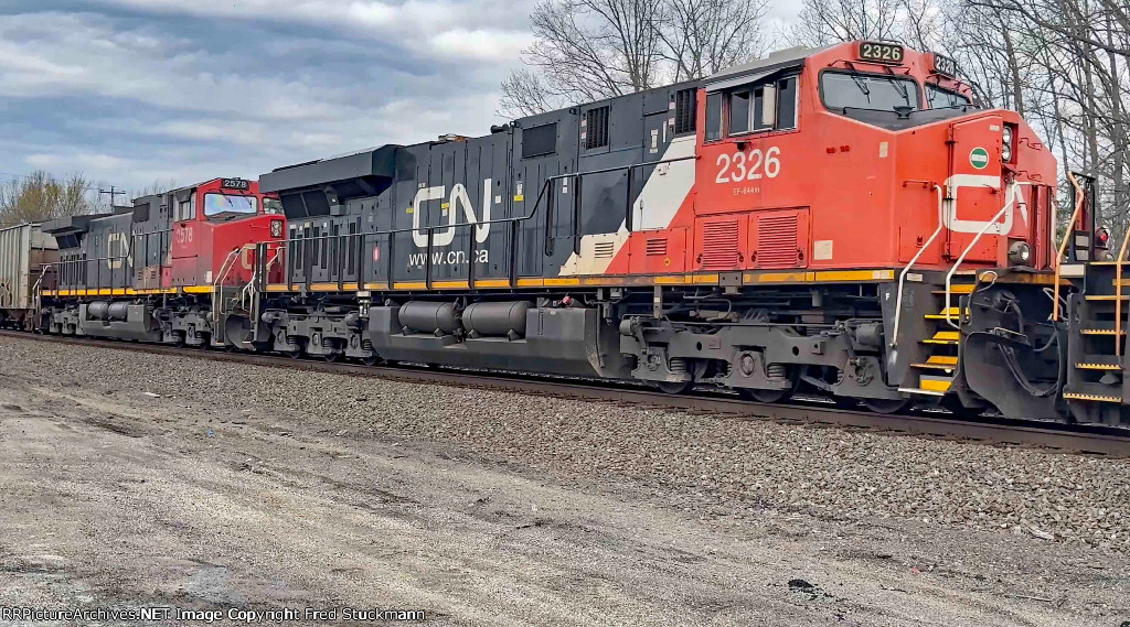 CN 2326